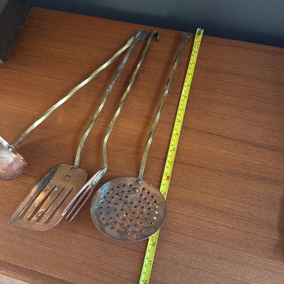 Antique vintage real copper and real brass kitchen utensils set of four - Picture 4 of 11